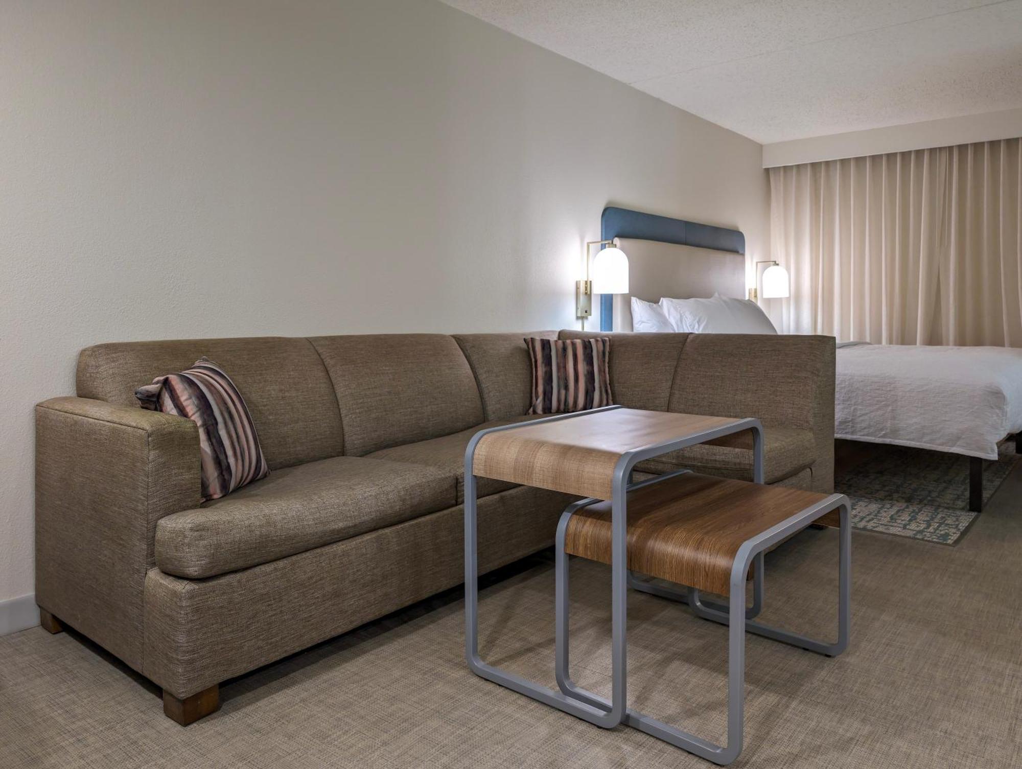 Homewood Suites By Hilton Oklahoma City Airport ภายนอก รูปภาพ