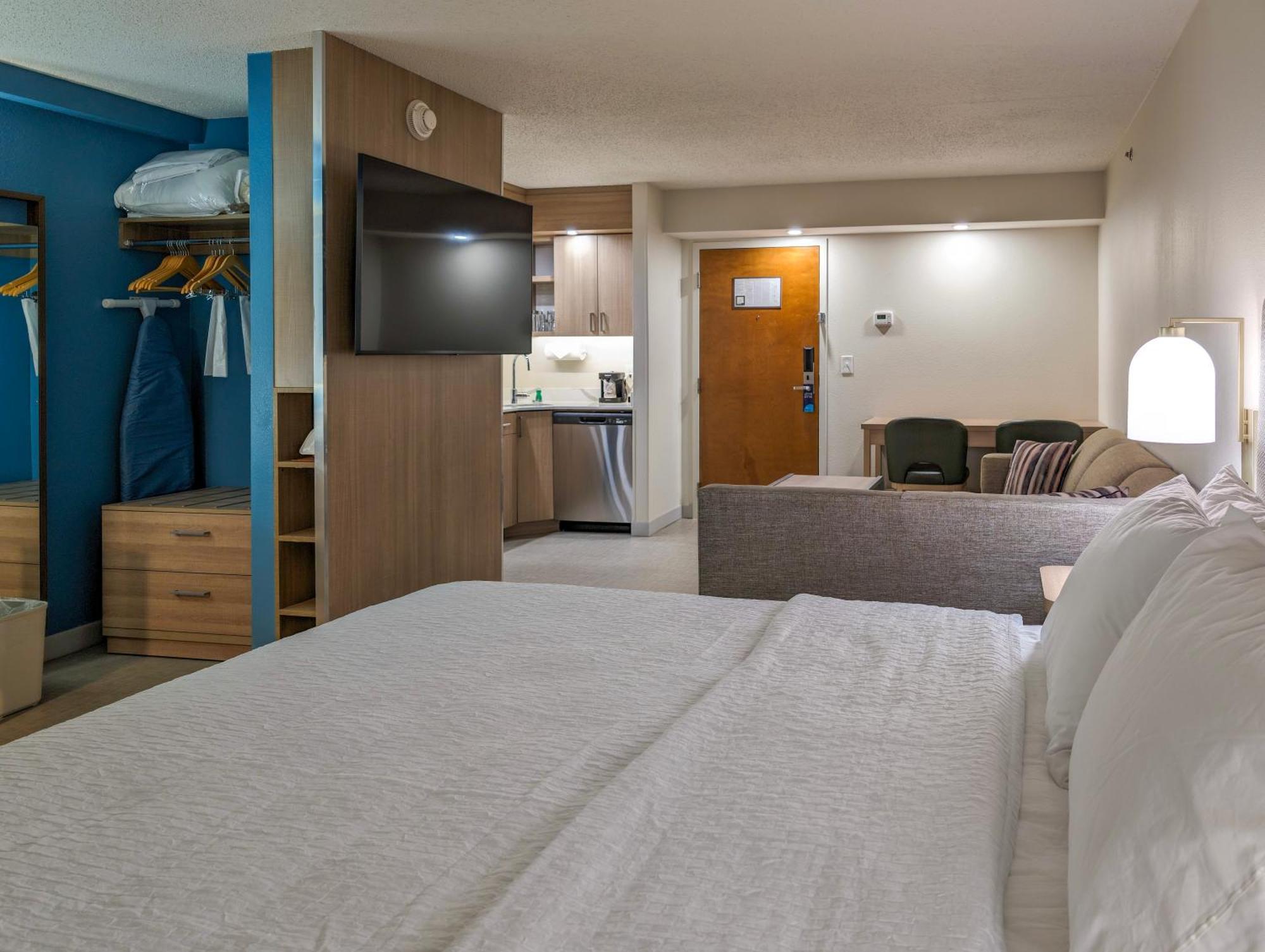 Homewood Suites By Hilton Oklahoma City Airport ภายนอก รูปภาพ
